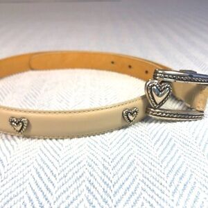 Shiny Metal Hearts ❤️ Belt  33 3/4” long tan colors Vintage